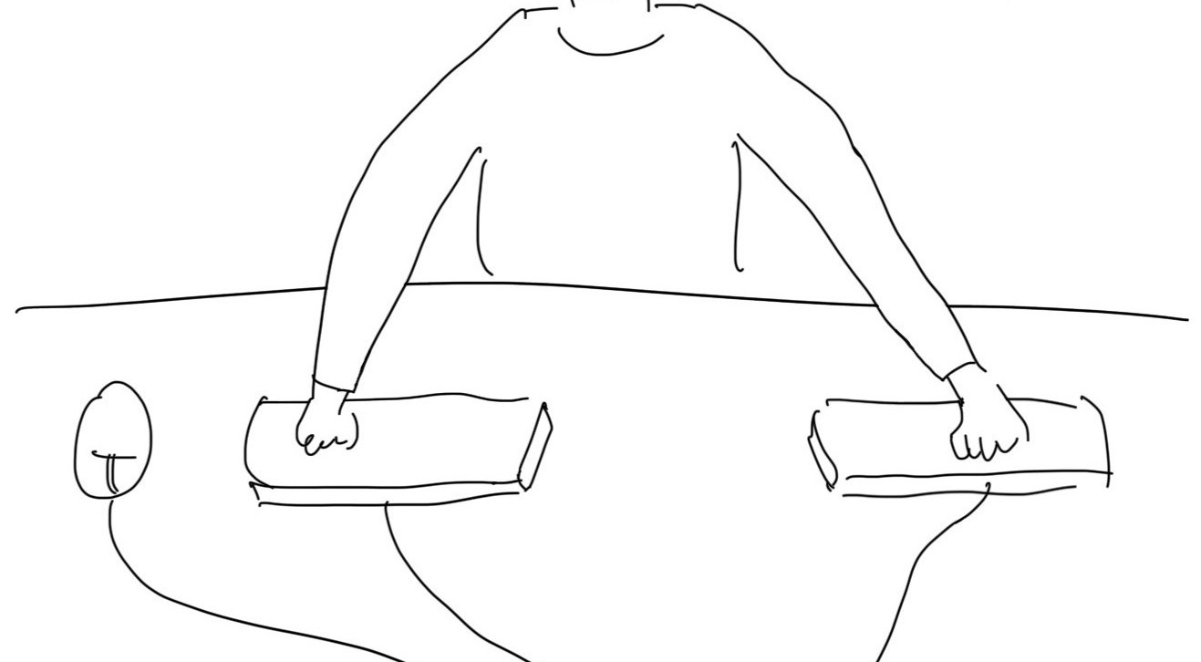 2つのキーボードを並べてタイピングする画像